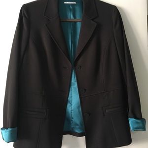 Tahrai Blazer with teal lining